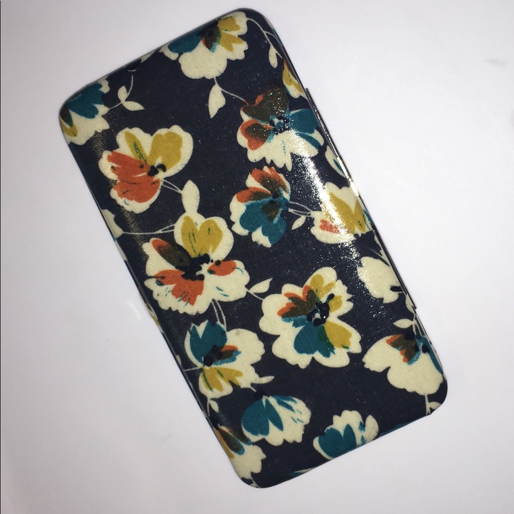 Floral printed wallet